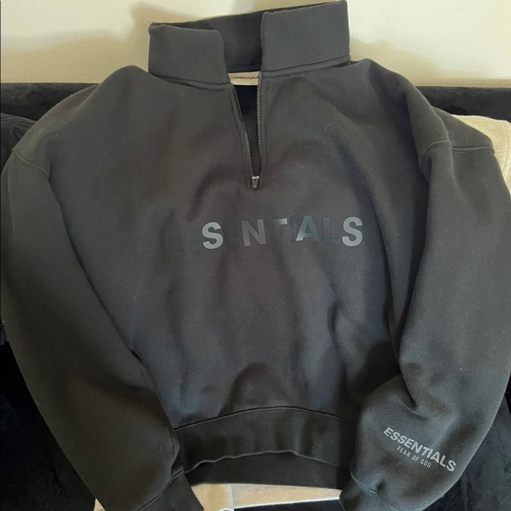 Fear of God ESSENTIALS Crewneck zip up